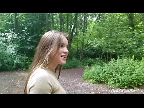 ❤️ Ech hunn dem Evelina virgeschloen datt mir op enger ëffentlecher Plaz fécken! Si sot jo. Dunn hunn ech hatt an den Arsch gefickt an an hirem Mond kum. Dunn huet si sech selwer gepisst. Sexvideo bei eis lb.epicshowdown.top ️❤