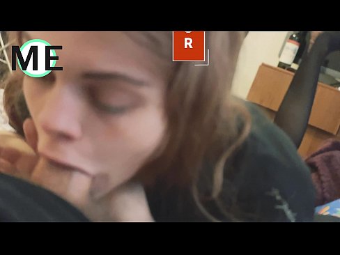 ❤️ Hals Dick, zerräissen Strumpfhosen an zerräissen Fersen schéin ze treffen Sexvideo bei eis lb.epicshowdown.top ️❤